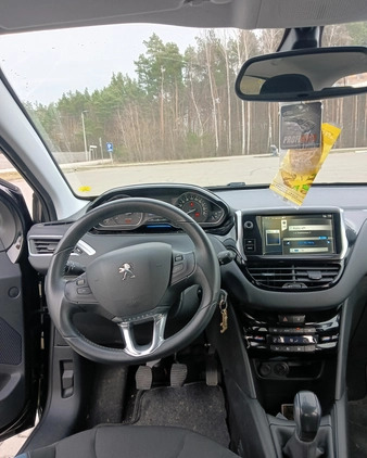 Peugeot 208 cena 29800 przebieg: 106000, rok produkcji 2015 z Niemodlin małe 121
